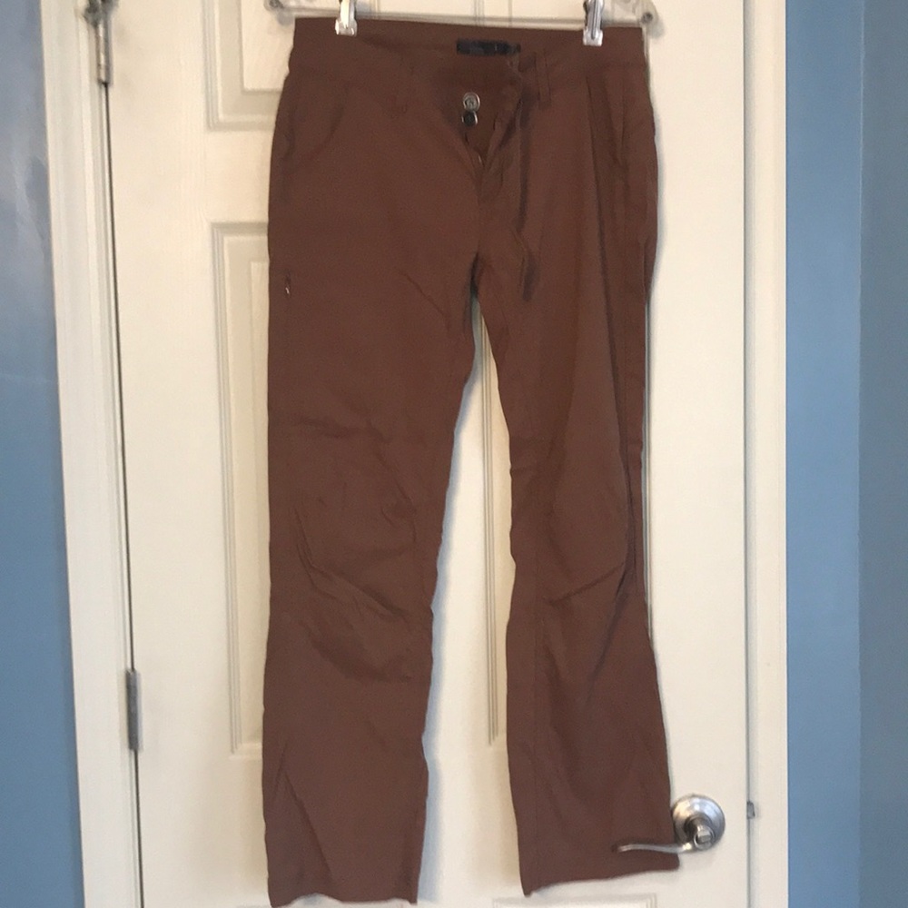 Prana Halle pants size 4 short brown/clay colored, like new